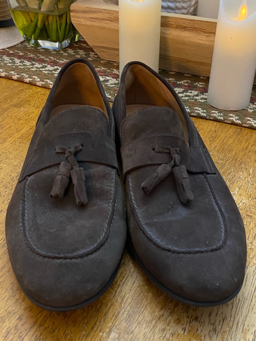 Geox Wilburg Suede Tassel Loafer in dark brown…size 41 or US Size 8.